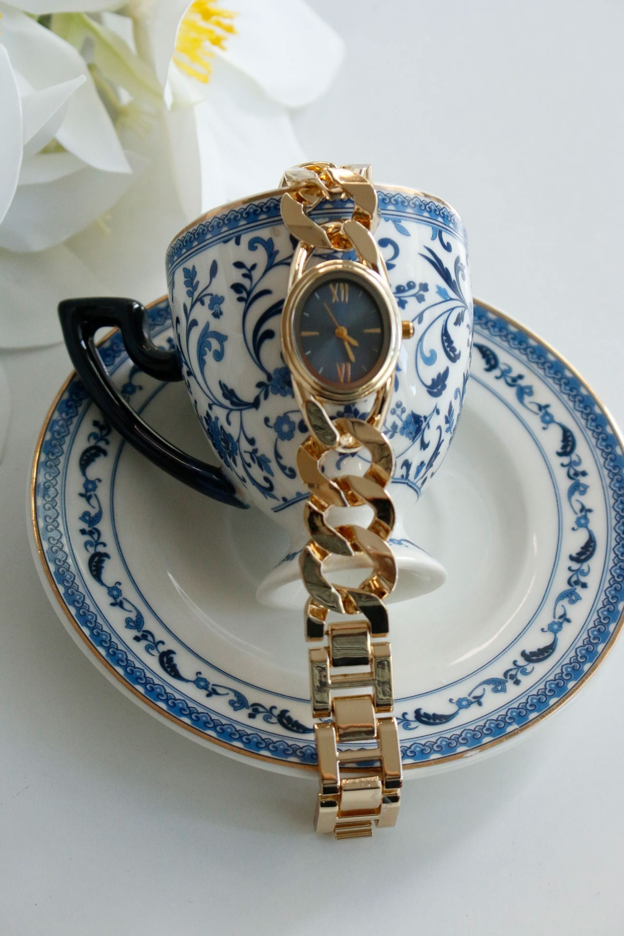 Premium Aveny Oval Gold Metal Kol Saati(mavi kadran)