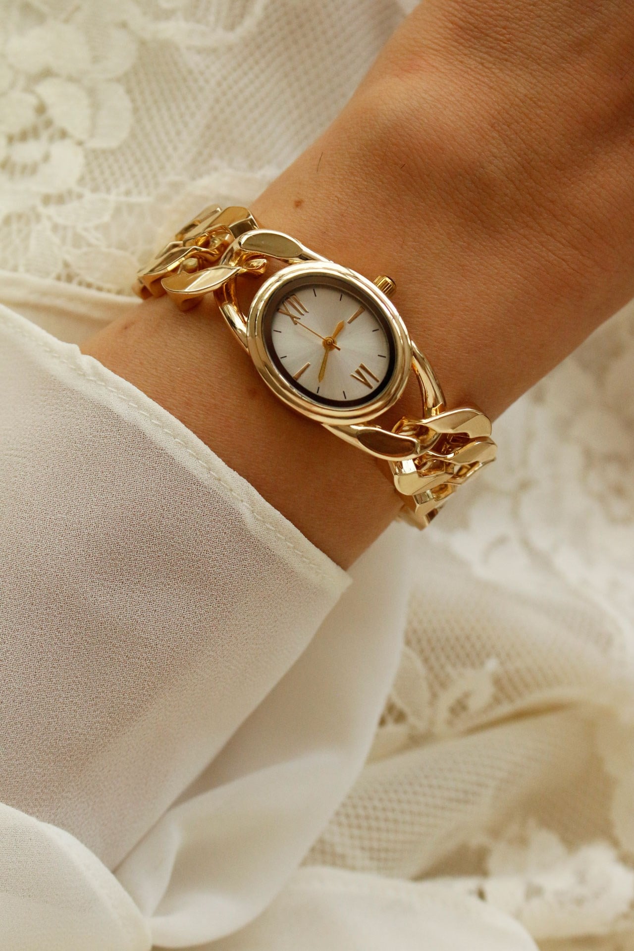 Premium Aveny Oval Gold Metal Kol Saati