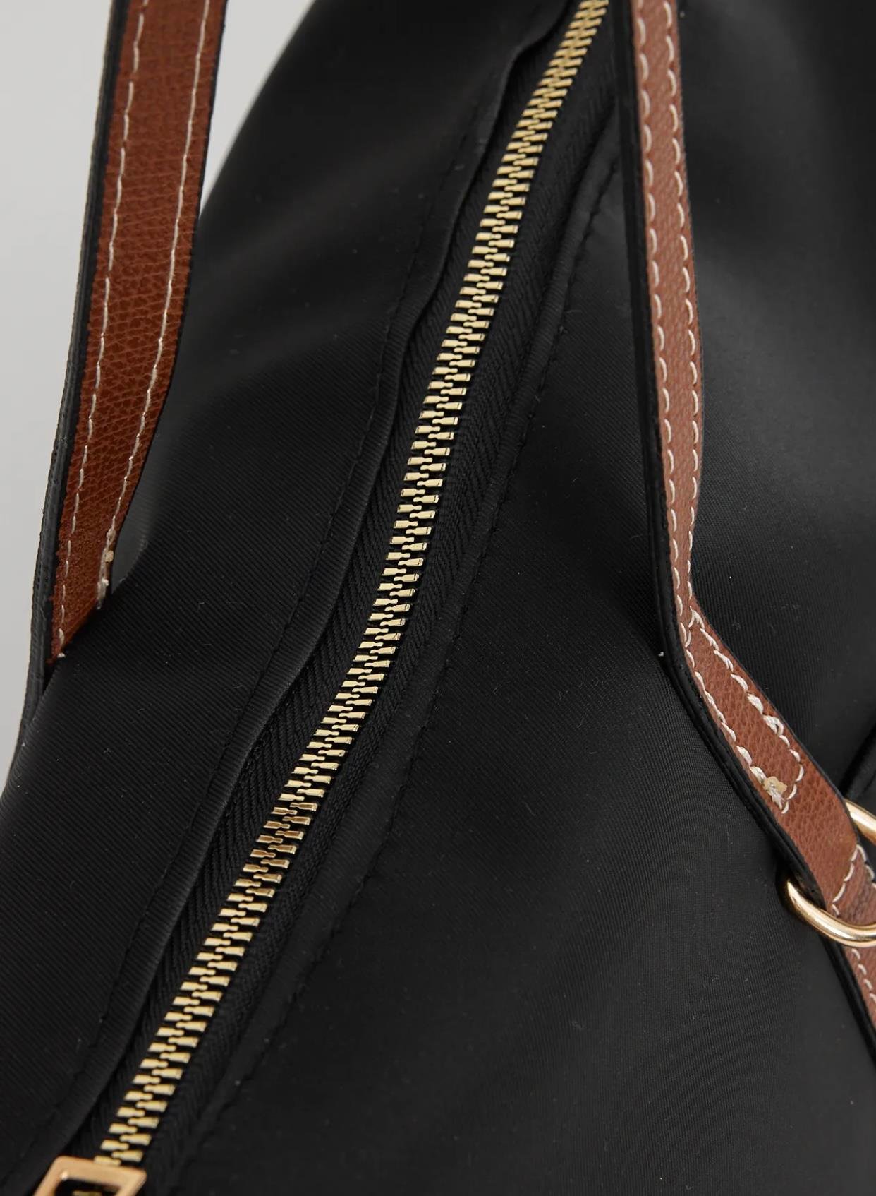 Siyah Şeritli Shopper Omuz Çantası 