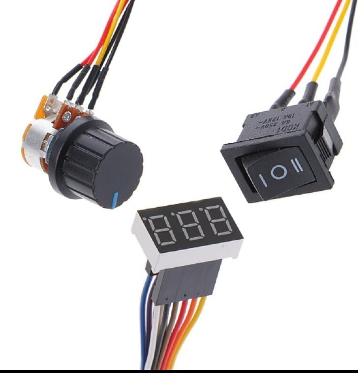 Meksem300W 40A DC Motor PWM Motor Hız Kontrol Kartı 12V 24V 36V Dijital Ekranlı İleri Geri Anahtarlı Potansiyometreli
