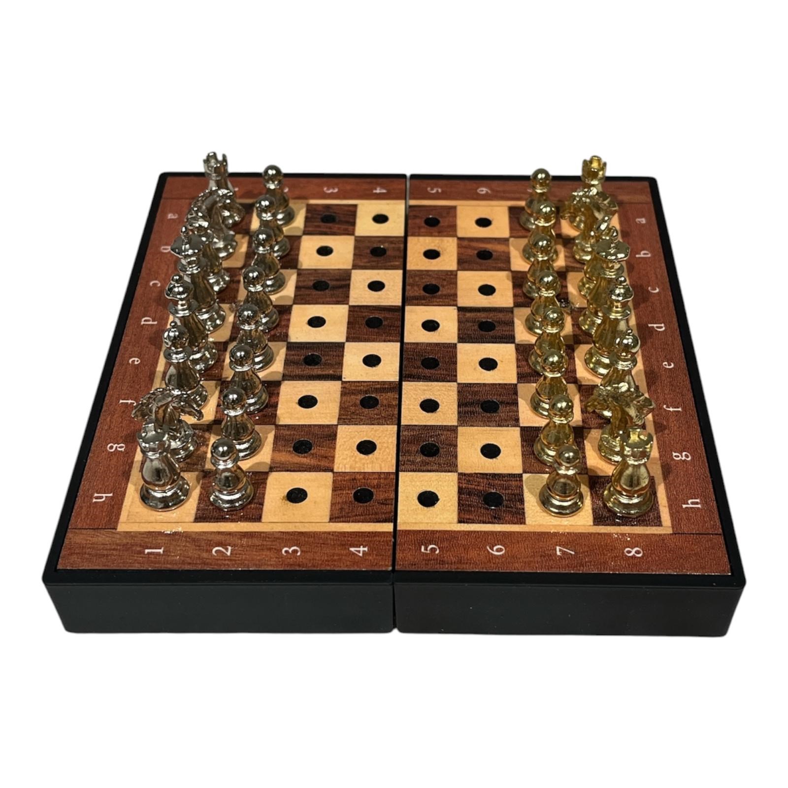 GiftHome Antik Klasik Ceviz Desenli Mini Seyahat Boy Satranç Takımı ( 16 x 16 cm )