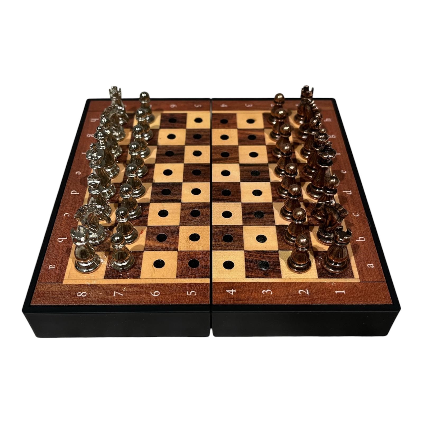 GiftHome Antik Klasik Ceviz Desenli Mini Seyahat Boy Satranç Takımı ( 16 x 16 cm )