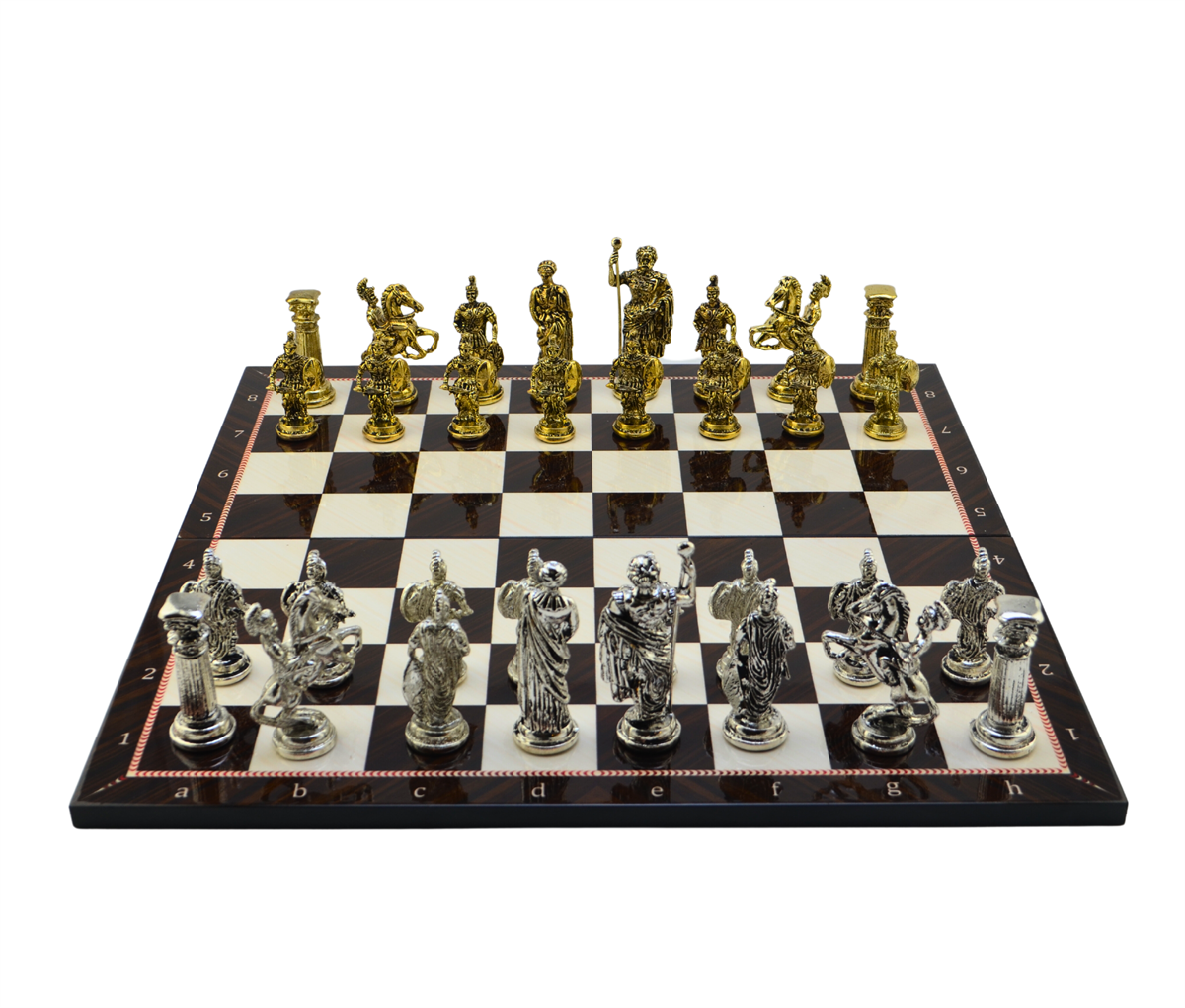 GiftHome Battal Boy Metal ROMA Satranç Takımı Parlak ve Katlanır Ceviz Desenli MDF Satranç Tahtası (43X43 cm.)