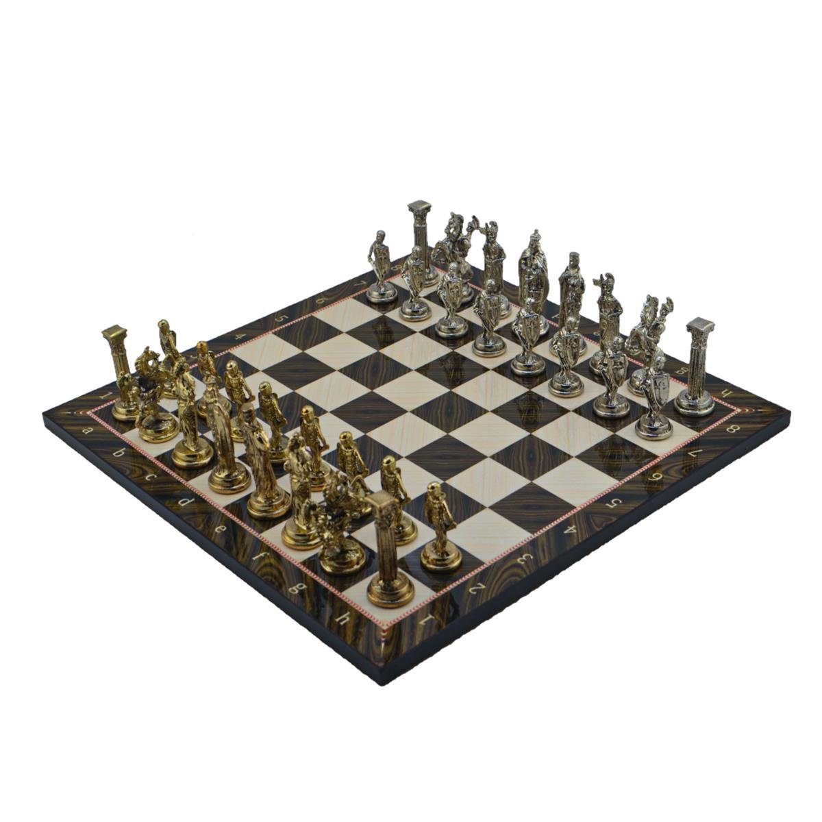 GiftHome Büyük Boy Metal İNGİLİZ Satranç Takımı Parlak ve Katlanır Ceviz Desenli MDF Satranç Tahtası (43X43 cm.)