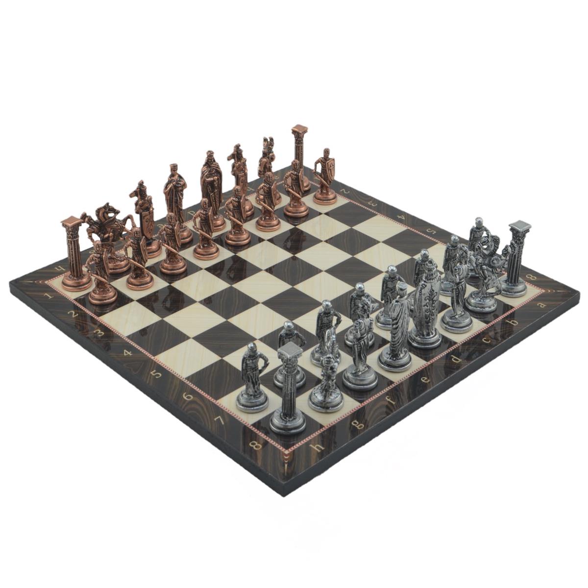 GiftHome Büyük Boy Metal İNGİLİZ Satranç Takımı Antik ve Katlanır Ceviz Desenli MDF Satranç Tahtası (43X43 cm.)