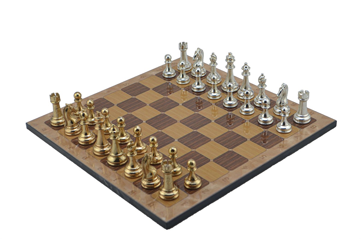 Gifthome Metal Satranç Takımı/Seti;Büyük,Klasik,Parlak Taş ve Rustik Ceviz Desen Satranç Tahtası