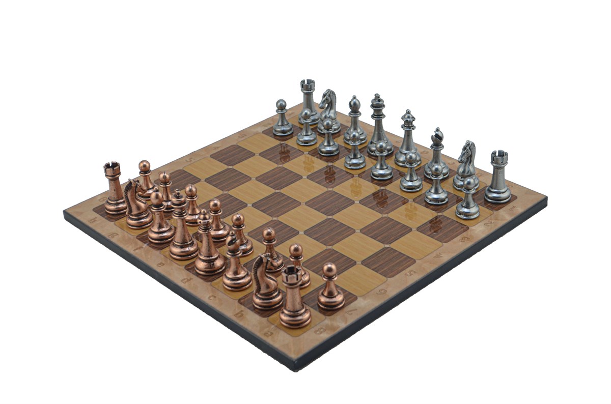 Gifthome Metal Satranç Takımı/Seti;Büyük,Klasik,Antik Taş ve Rustik Ceviz Desenli Satranç Tahtası