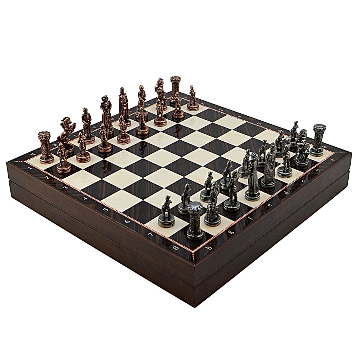 GiftHome Orta Boy Metal İngiliz Satranç Takımı Antik ve Ceviz Desenli Sandıklı MDF Tahtası (36x36x6 cm.)