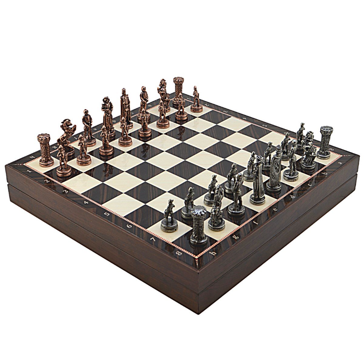 GiftHome Orta Boy Metal İngiliz Satranç Takımı Antik ve Ceviz Desenli Sandıklı MDF Tahtası (36x36x6 cm.)