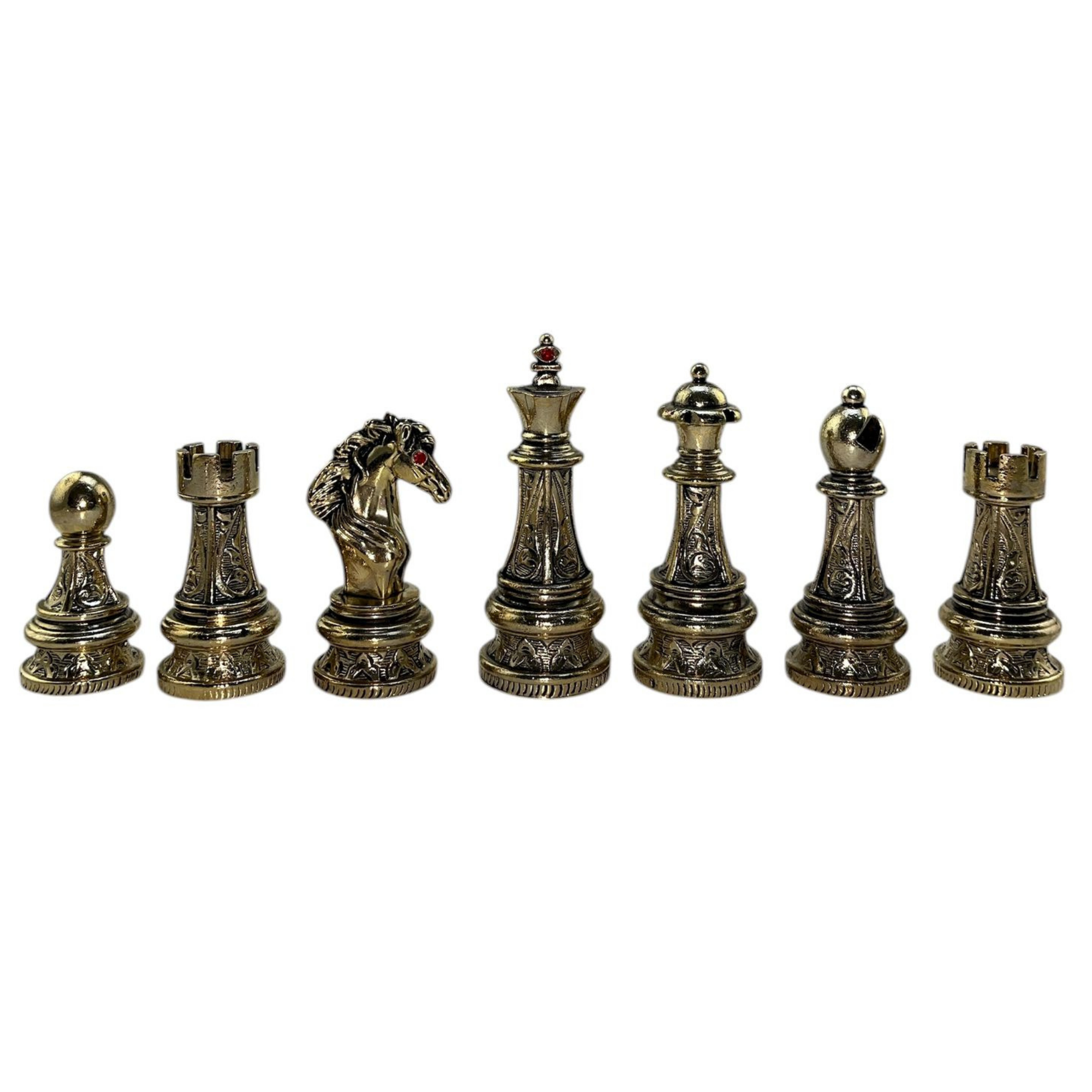 GiftHome Premium Battal Boy Metal İŞLEMELİ KLASİK Satranç Takımı  ve El Yapımı Düz Masif Ahşap Satranç Tahtası