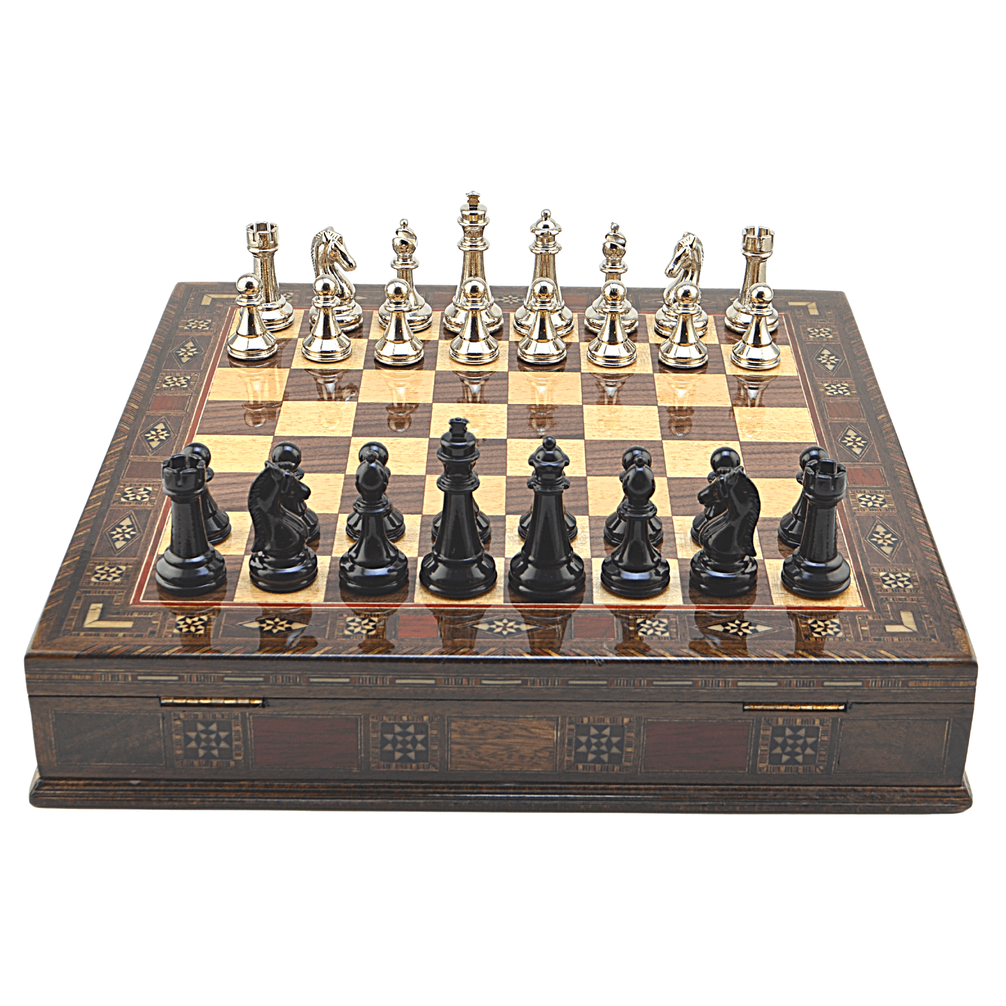 GiftHome Premium Black Metal Klasik Satranç Takımı ve El İmali Masif Ahşap Sandıklı (Ceviz) Tahtası (38X38X6 cm.)