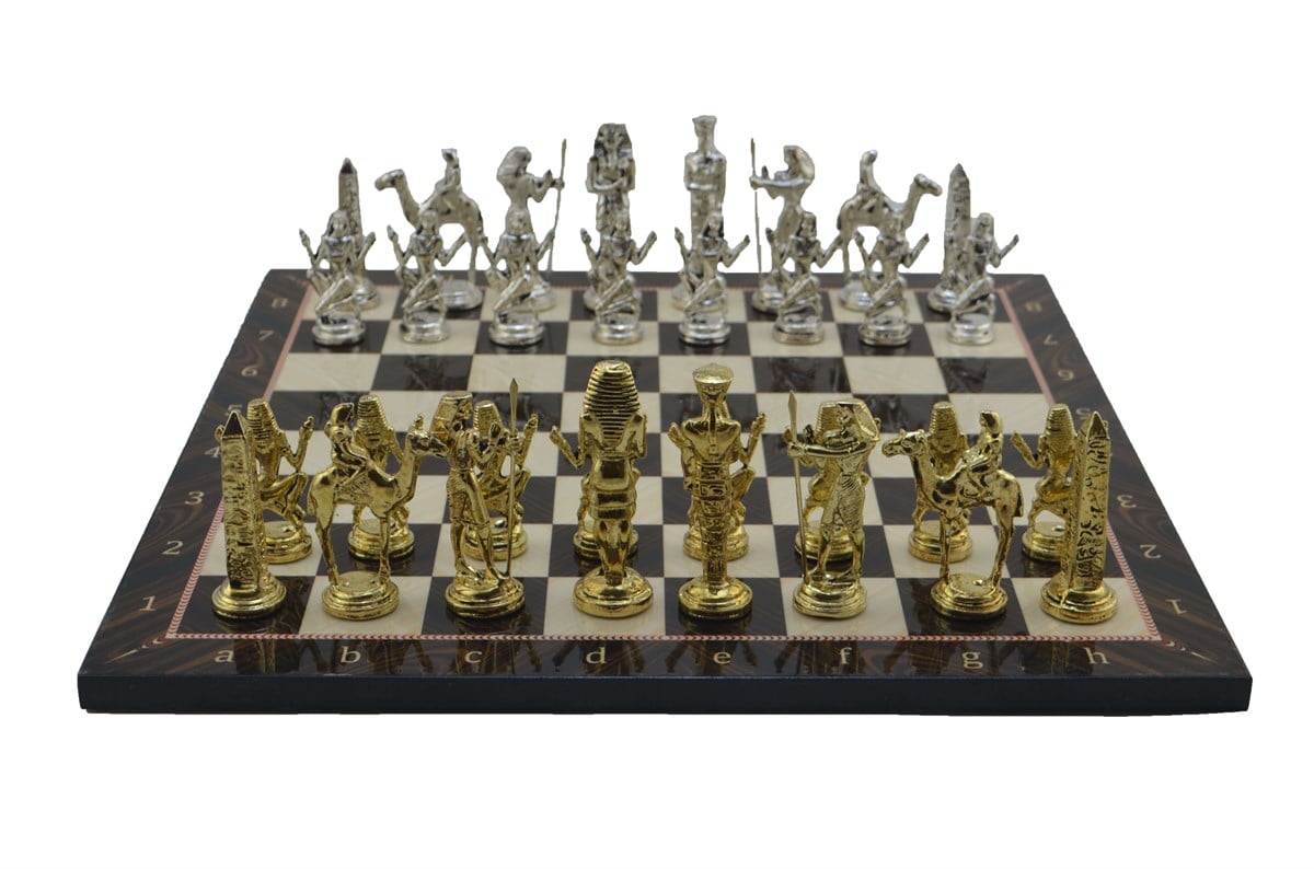 Metal Mısır Satranç Takımı Parlak ve Ceviz Desenli MDF Ahşap Satranç Tahtası (37x37 cm.)