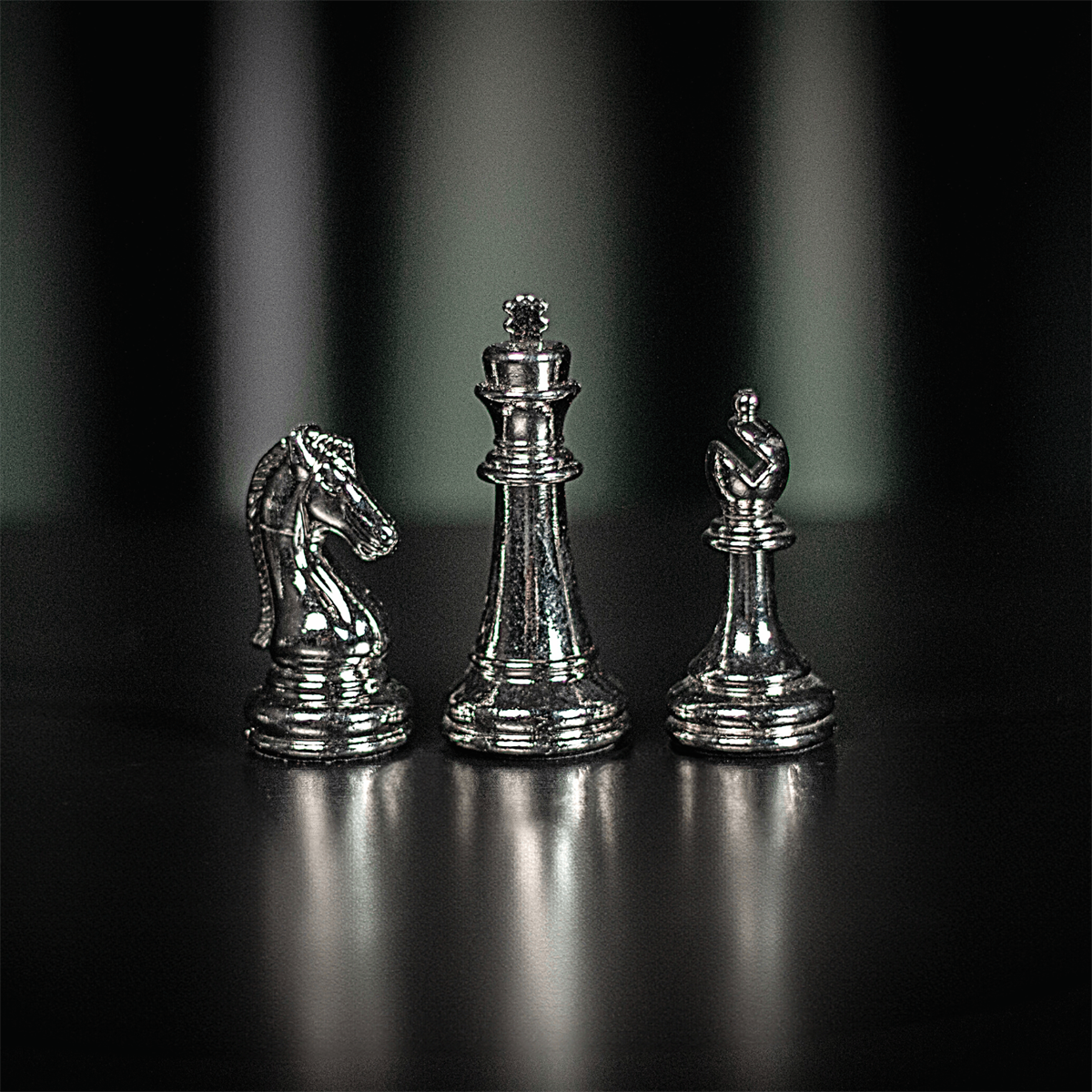 (Sadece Satranç Taşı İsteyene) GiftHome Premium Black Metal Klasik Satranç Takımı