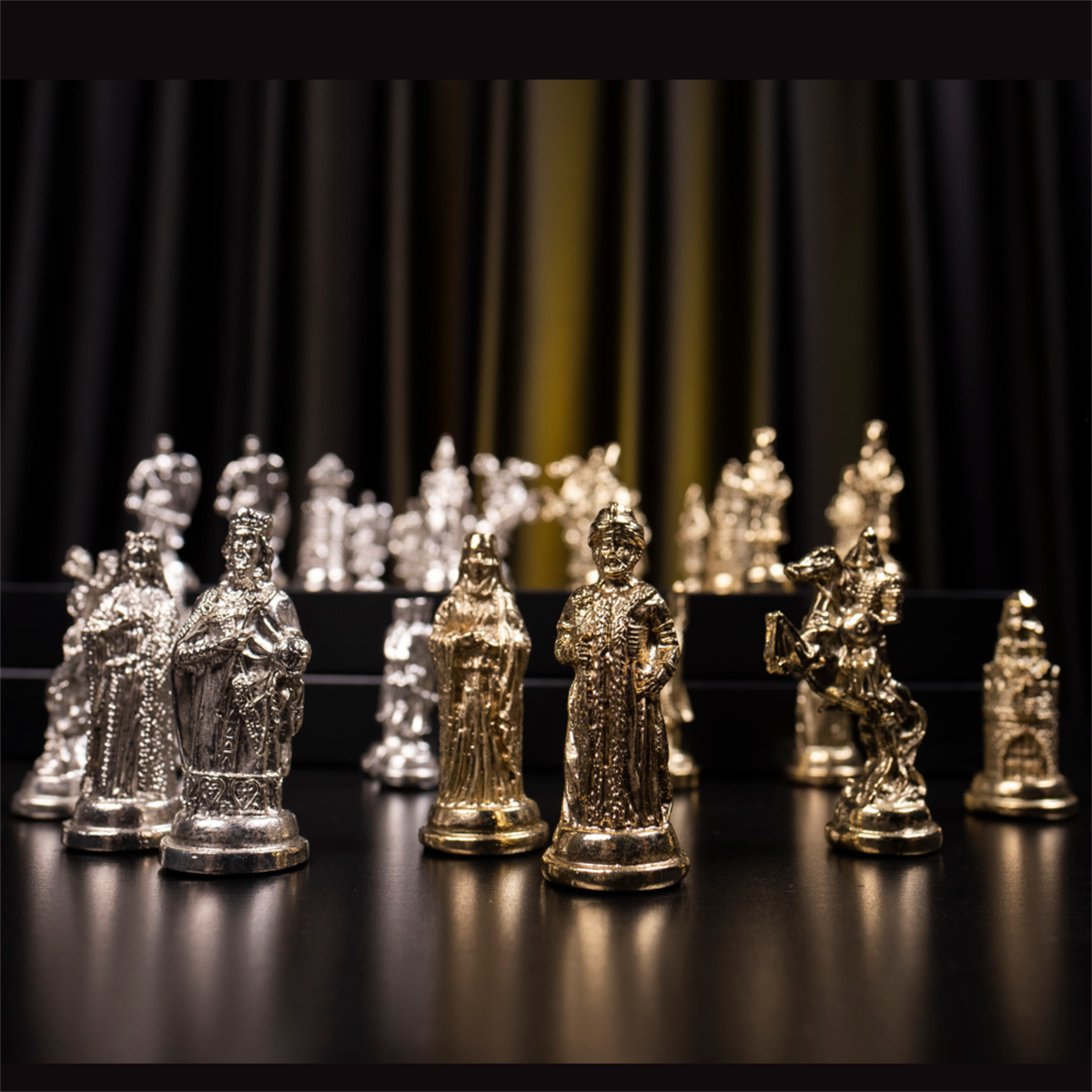 (Sadece Satranç Taşı İsteyene) Gifthome,Büyük,Metal,Parlak, Osmanlı & Bizans Figürlü Satranç Taşı