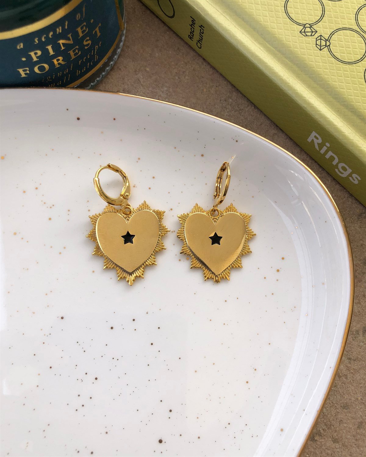 “ Victoria ” Kalp Küpe - Kırmızı & Siyah