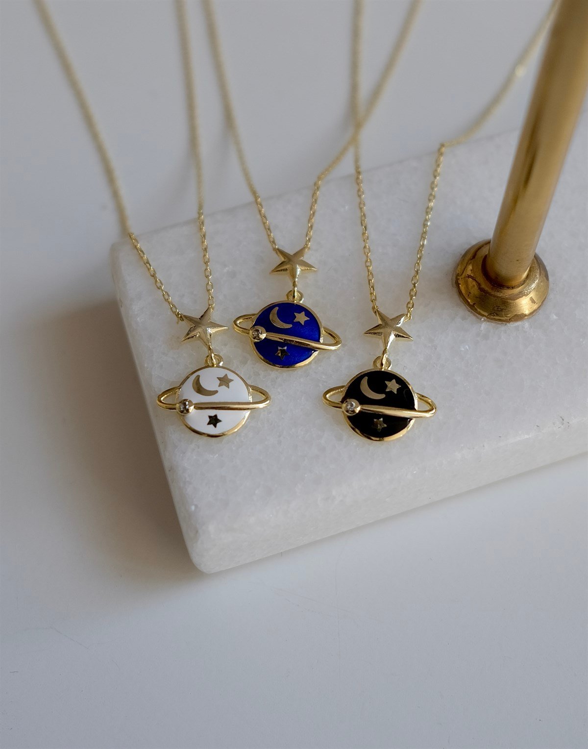 925 Gümüş Mineli Satürn Kolye - Mavi & Beyaz & Siyah