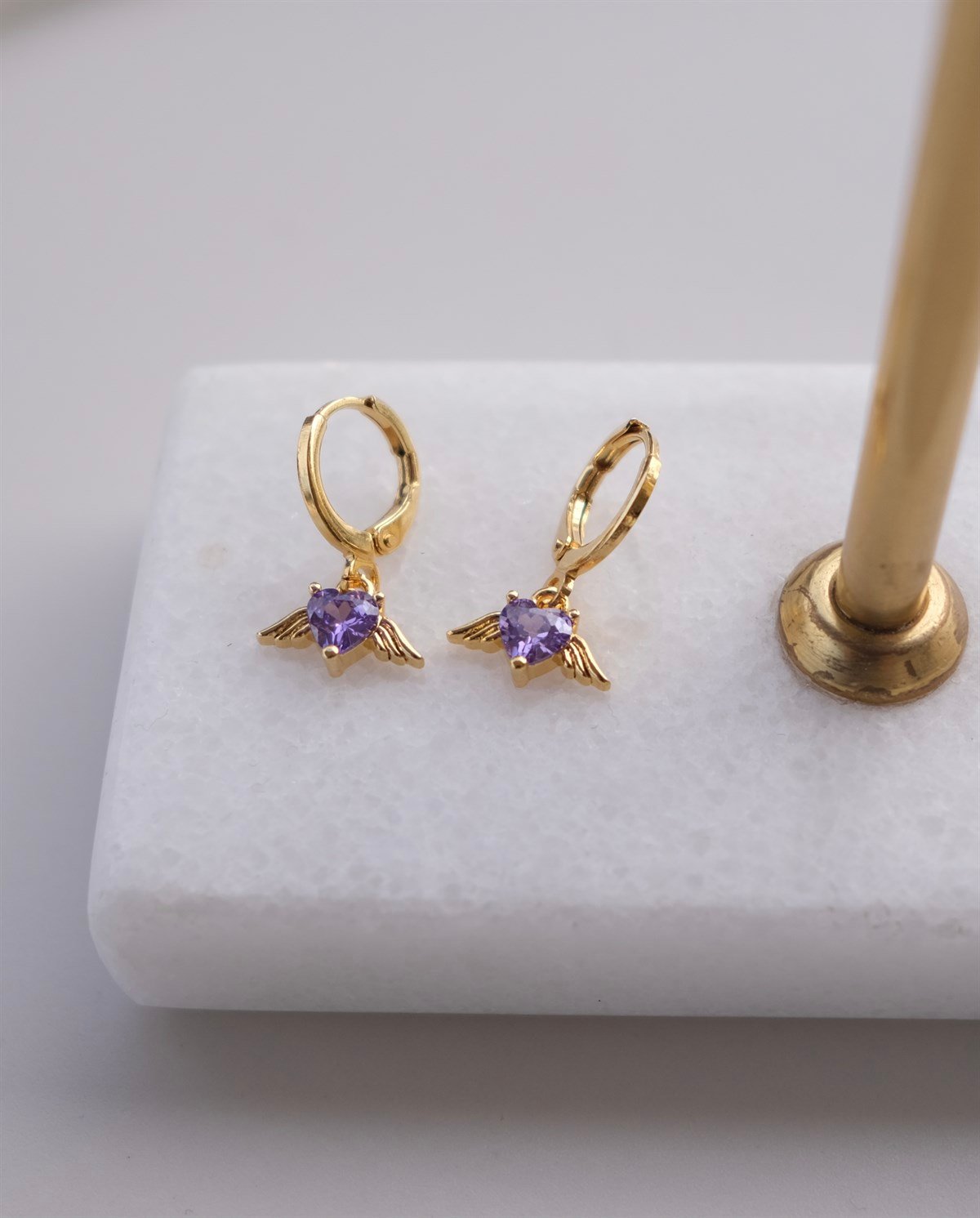 Mor - Kanatlı Kalp Küpe