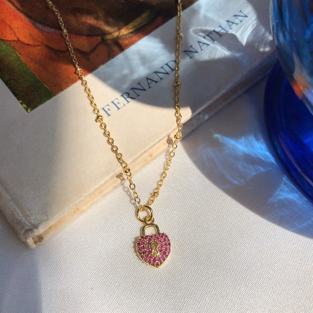 Mor Taşlı Kilit Kolye