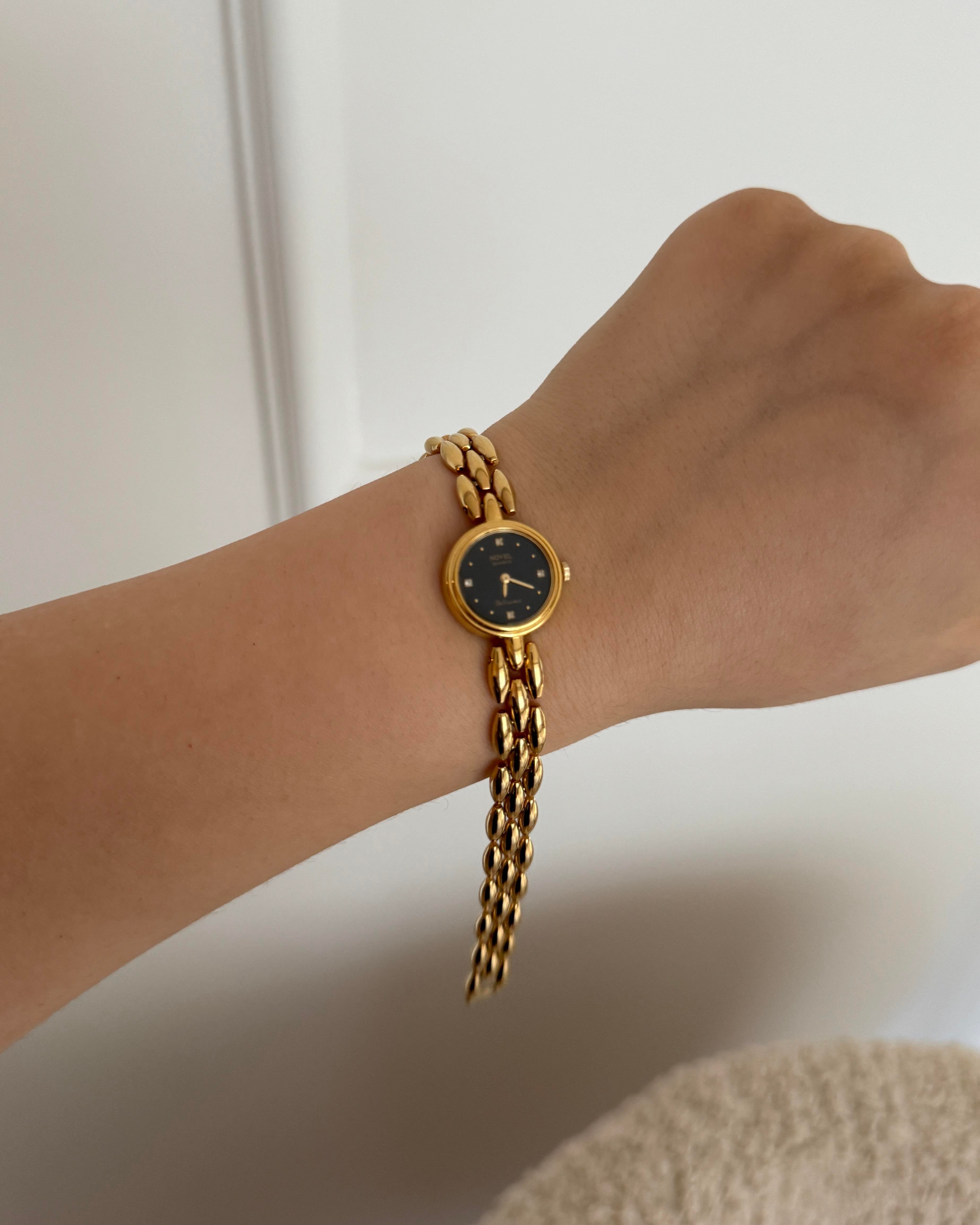 NOVEL 22K Gold Plated Japan Quartz Vintage Saat