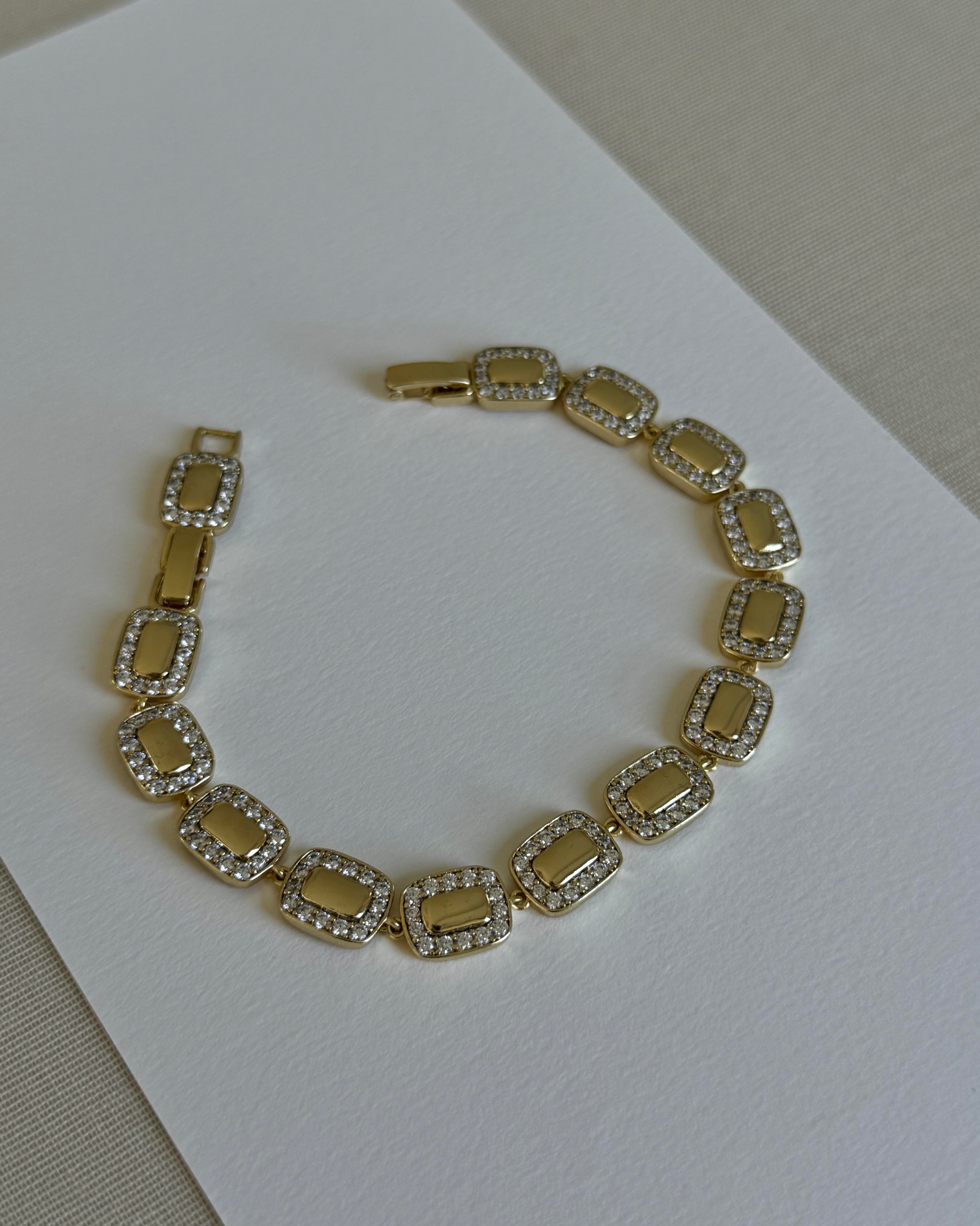 Özel Seri Bileklik No: 1