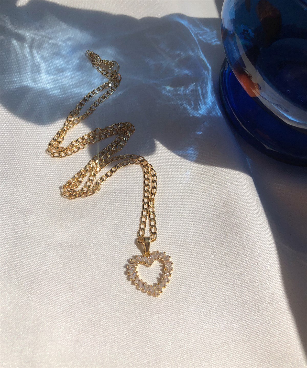 Zirkon Taşlı Kalp Kolye