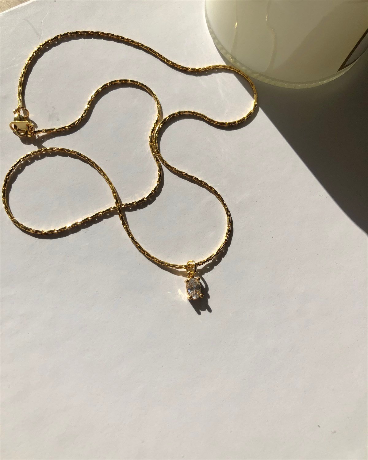 Zirkon Taşlı Minimal Taşlı Kolye