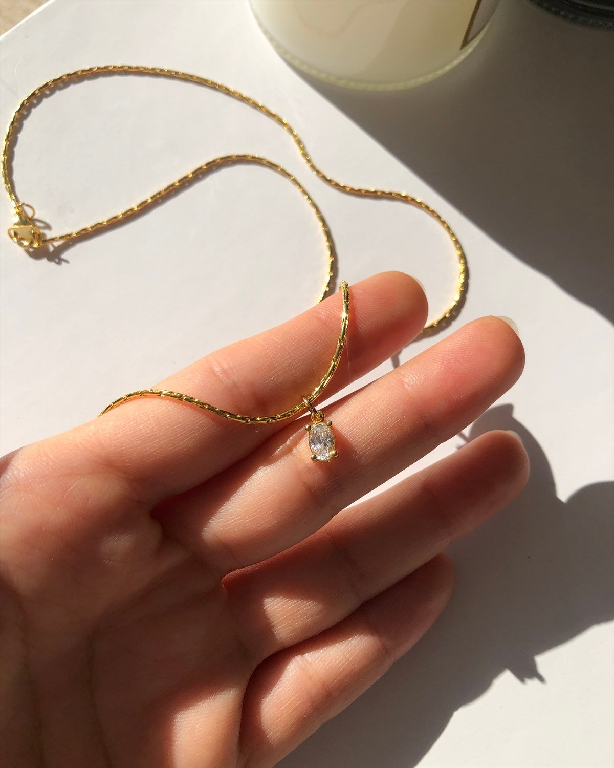 Zirkon Taşlı Minimal Taşlı Kolye