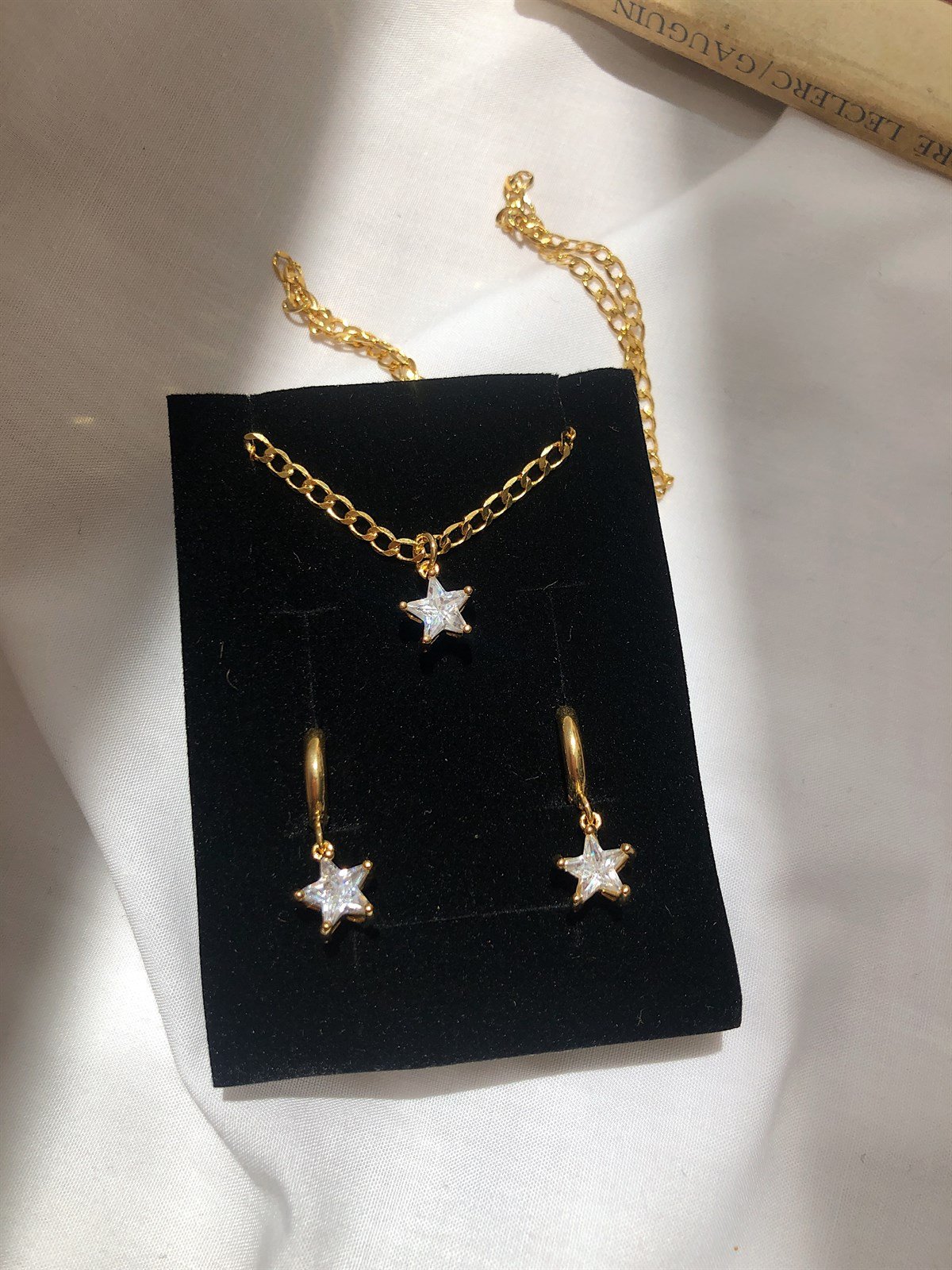 Zirkon Taşlı Yıldız Kolye & Küpe Seti