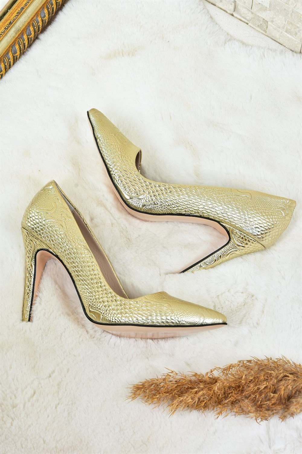 Altın Baskı Kadın İnce Topuklu Stiletto L253971524