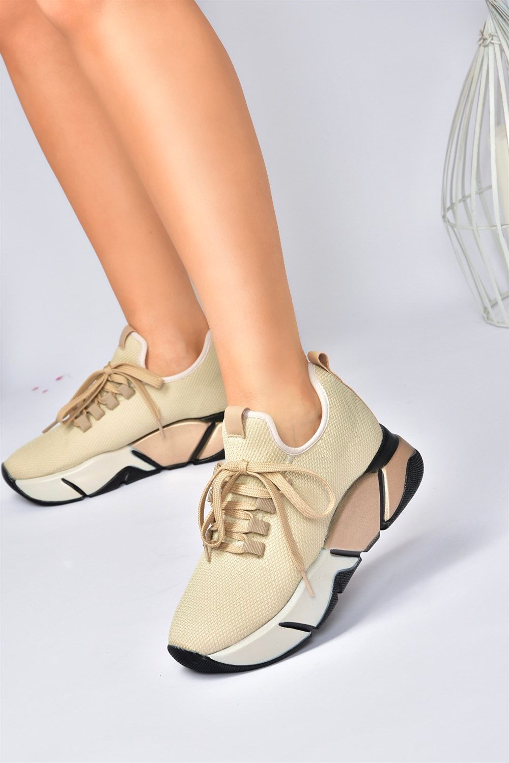 Bej/Bronz Kumaş Kalın Tabanlı Kadın Spor Ayakkabı M848440004