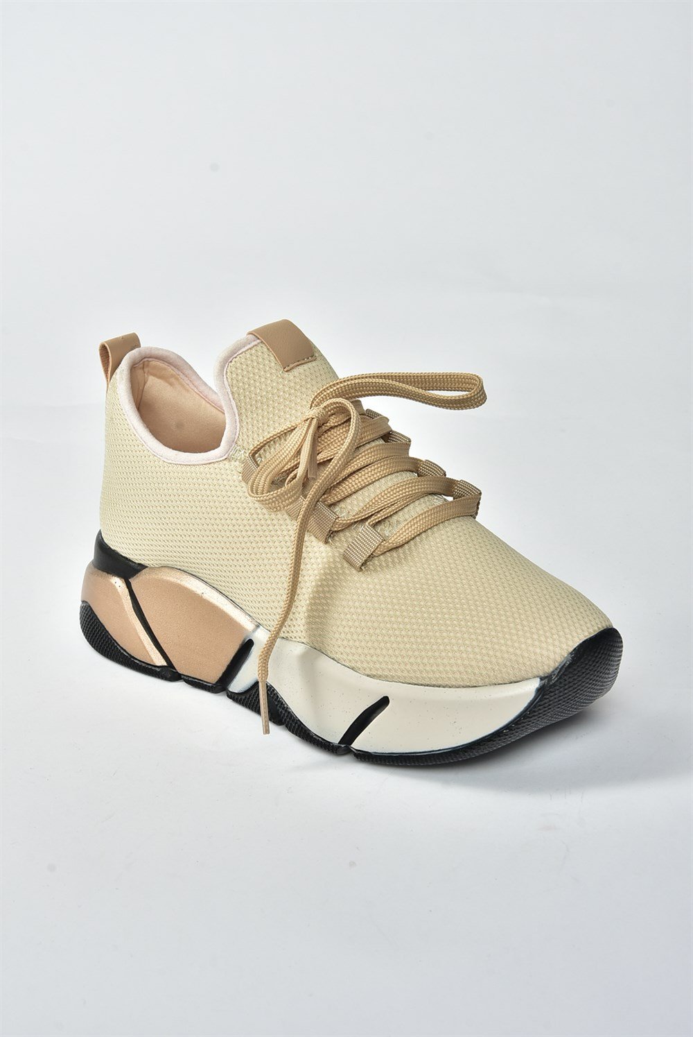 Bej/Bronz Kumaş Kalın Tabanlı Kadın Spor Ayakkabı M848440004