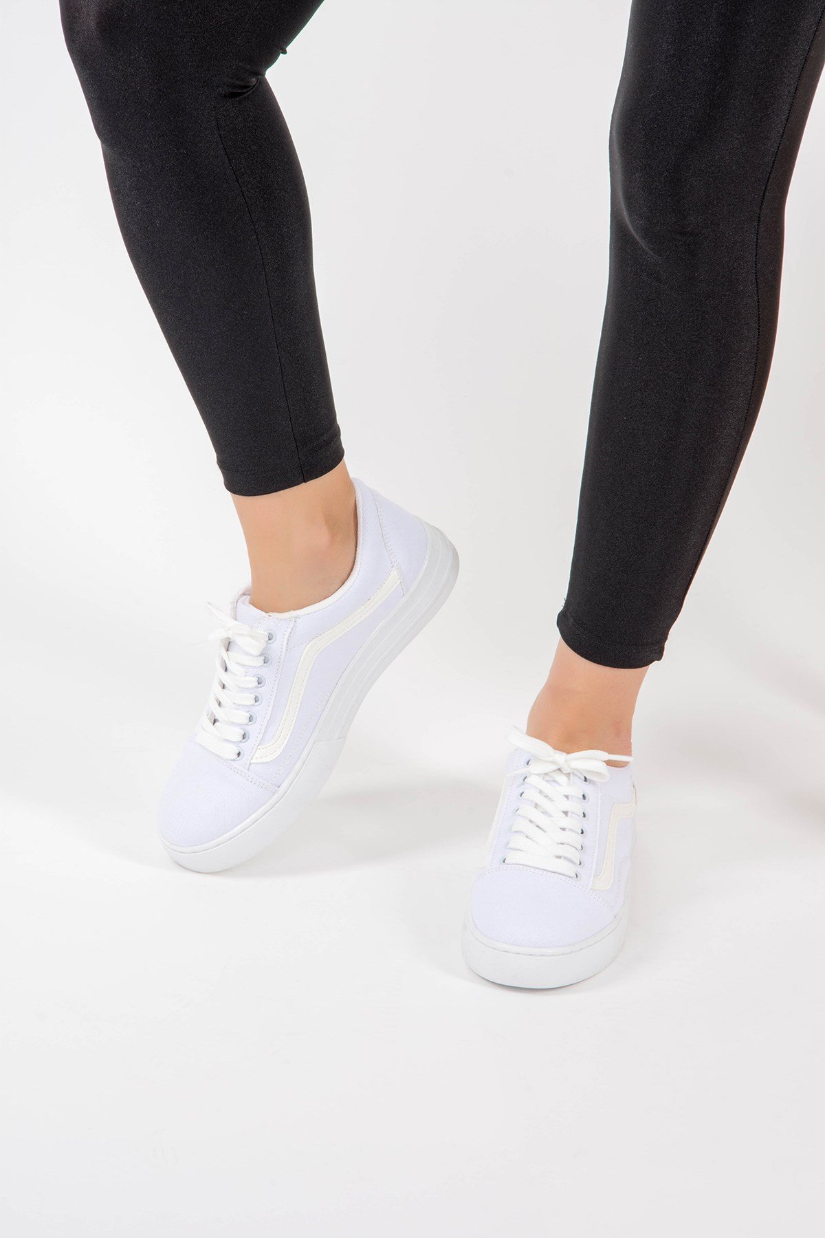Beyaz Kadın Spor F652060010