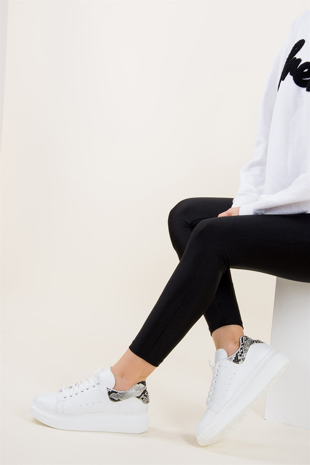 Beyaz/Siyah Kadın Sneakers F270282548