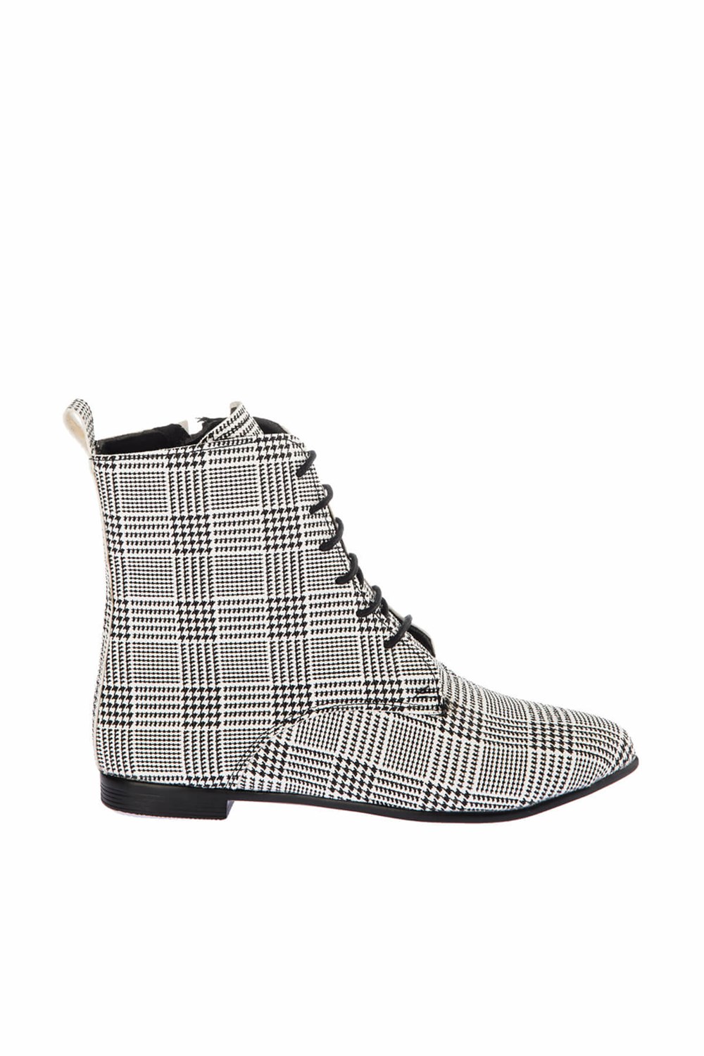 Fox Shoes Beyaz Siyah Ekose Kadın Bot E735052509