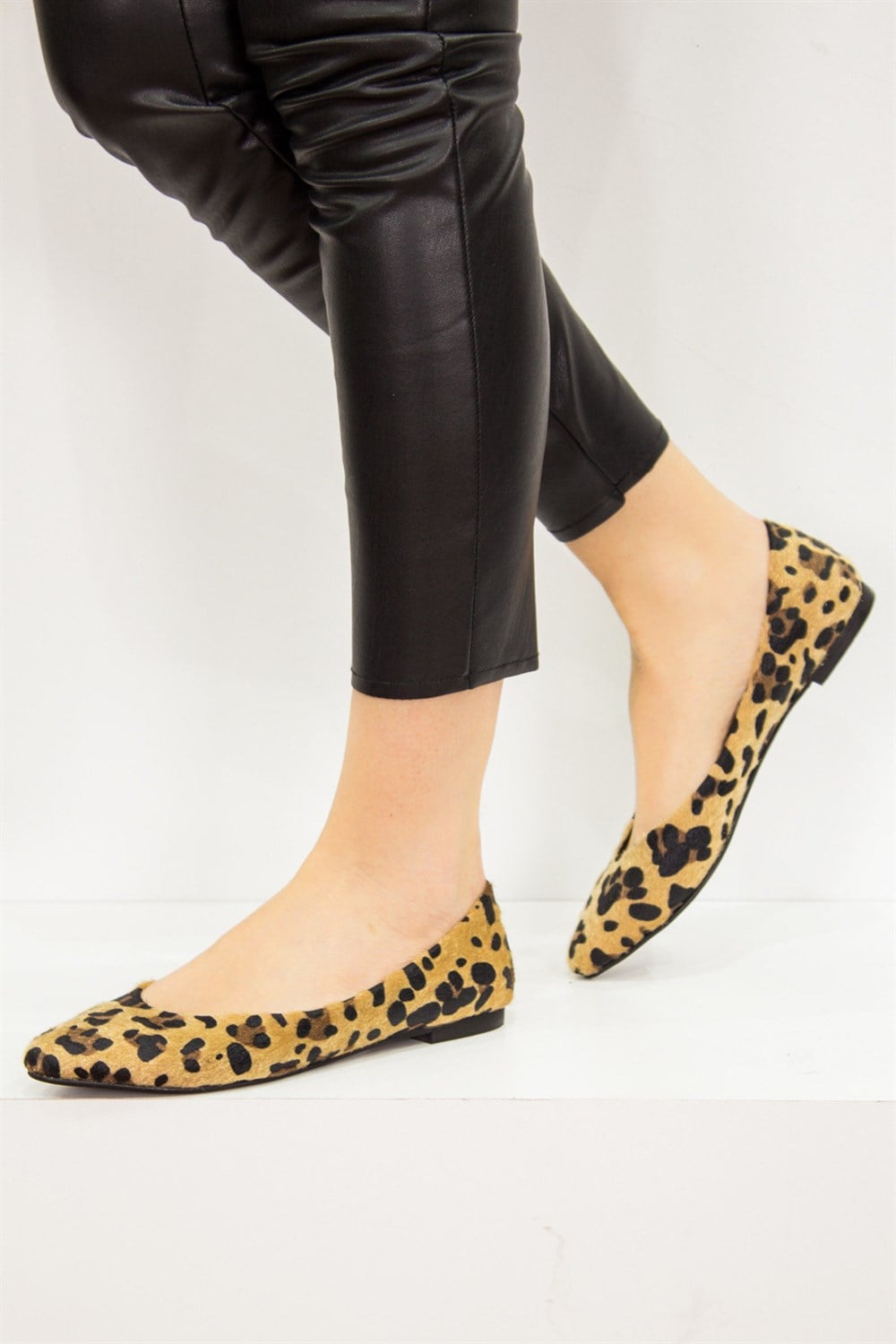 Fox Shoes Leopar Kadın Babet D726460402