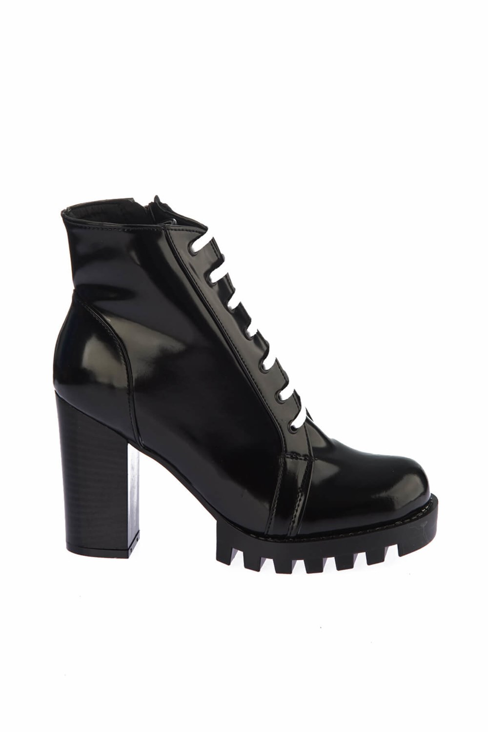 Fox Shoes Siyah-Beyaz Kadın Bot E610070108
