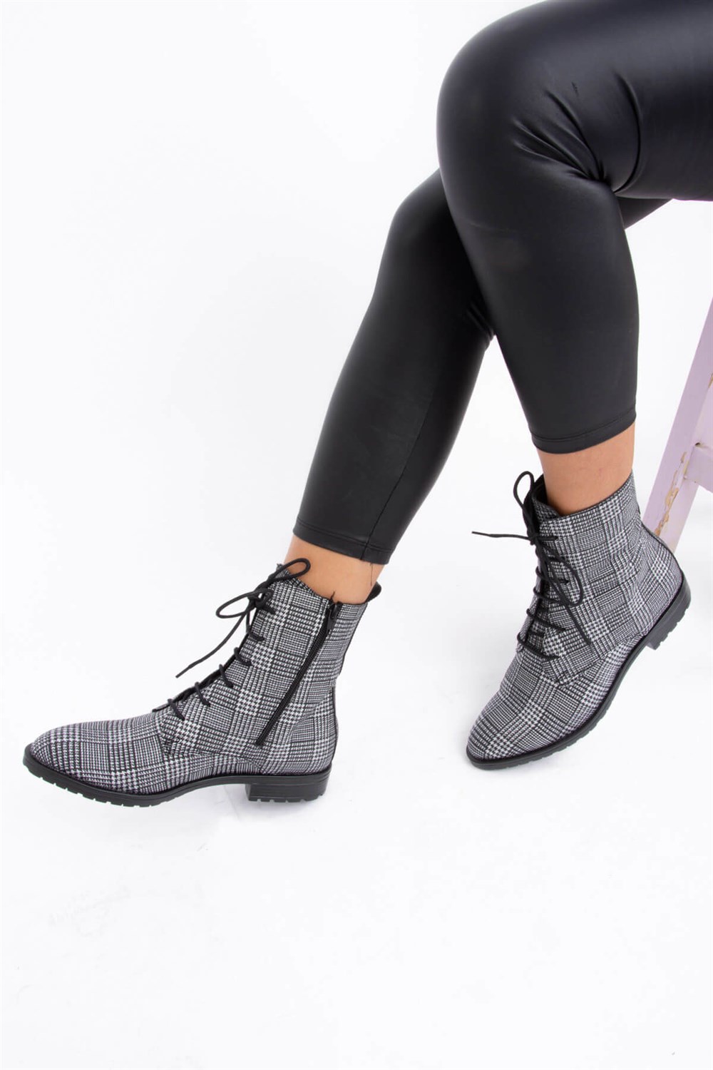 Fox Shoes Siyah/Gri Kadın Bot E288496027