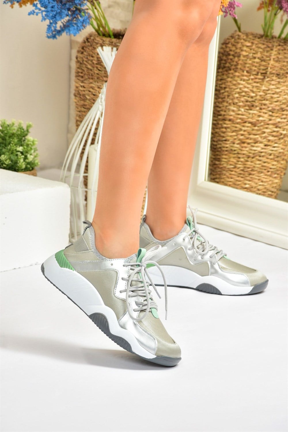 Gri Kumaş Kadın Spor Ayakkabı M973510304