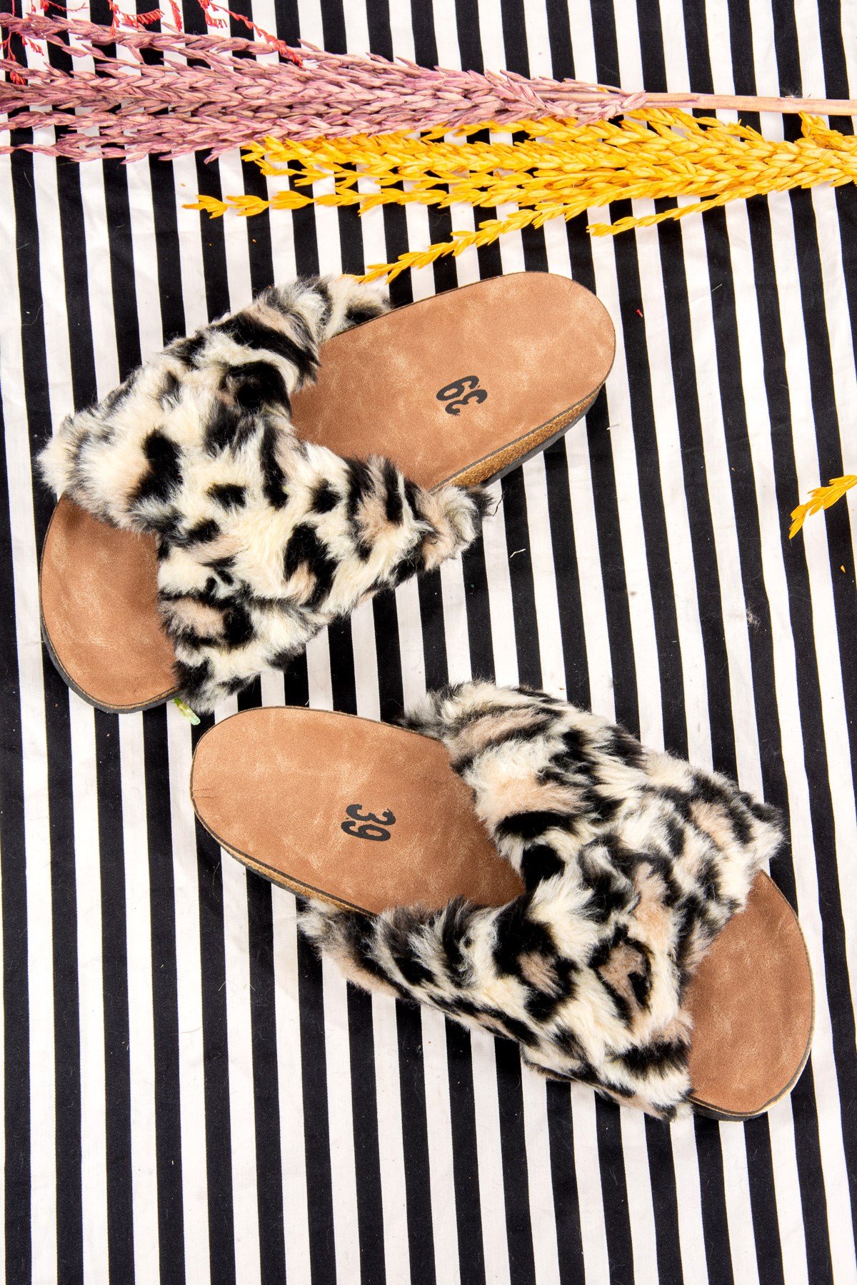 Leopar Peluş Kadın Terlik J777611156
