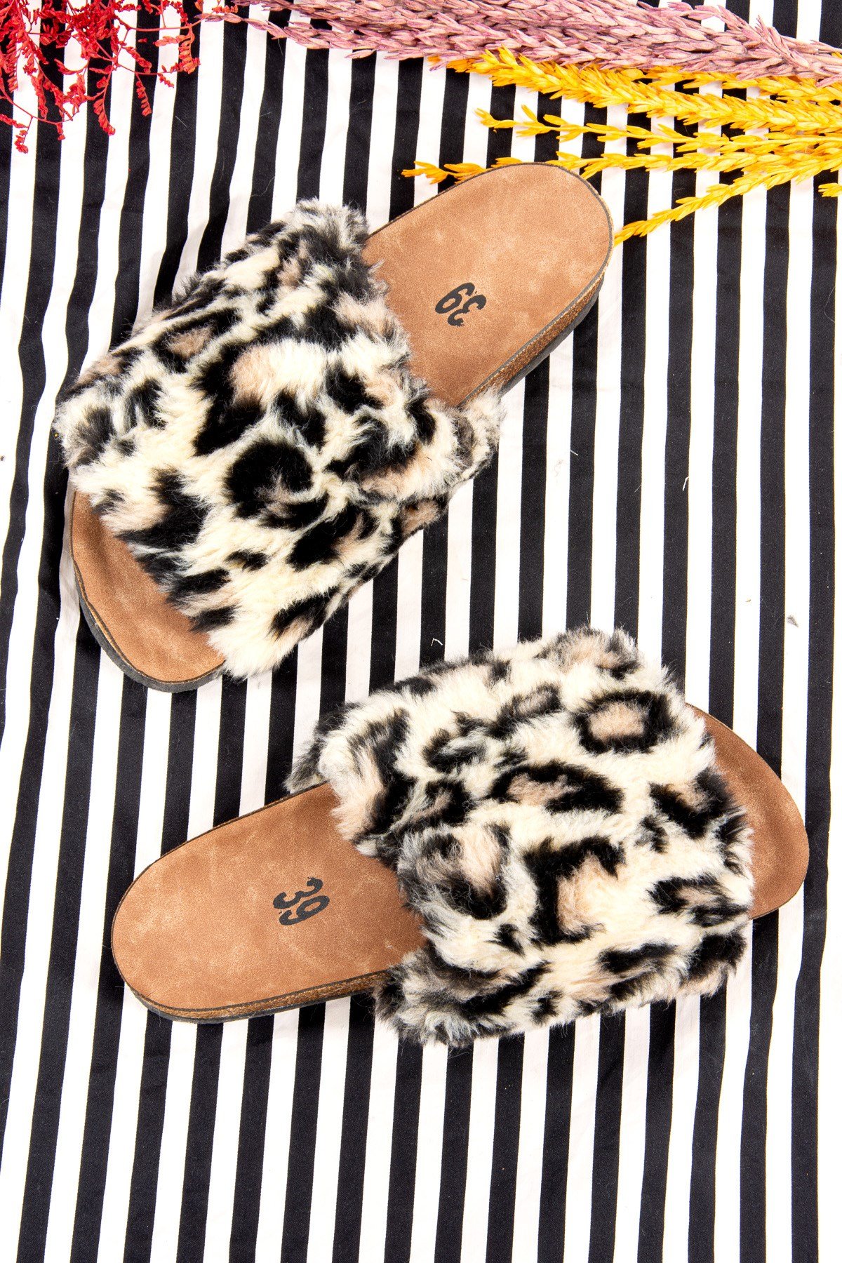 Leopar Peluş Kadın Terlik J777612456