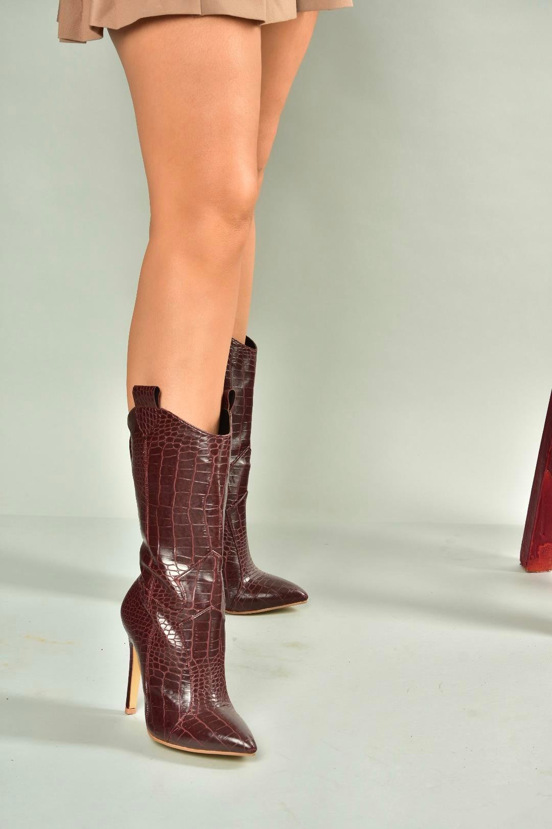 N372677511 Bordo Kroko Baskı İnce Topuklu Kadın Bot