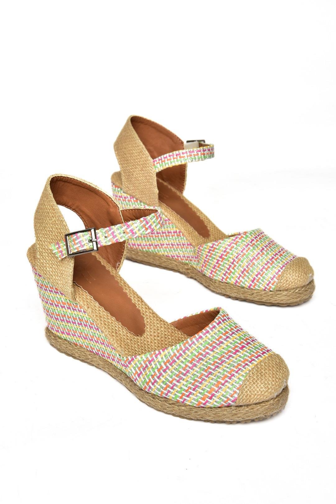 P241612004 Renkli Kumaş Dolgu Topuklu Kadın Ayakkabı