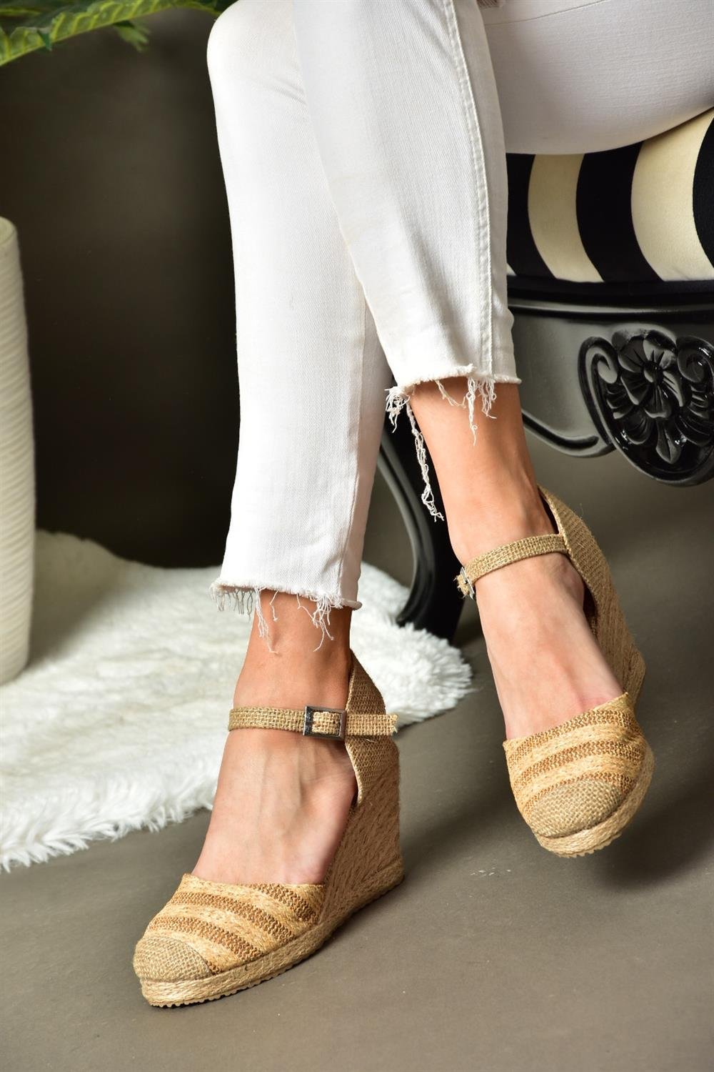 P241612017 Ten Hasır Dolgu Topuklu Kadın Ayakkabı