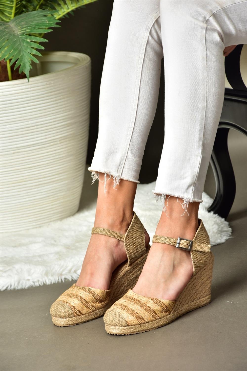 P241612017 Ten Hasır Dolgu Topuklu Kadın Ayakkabı