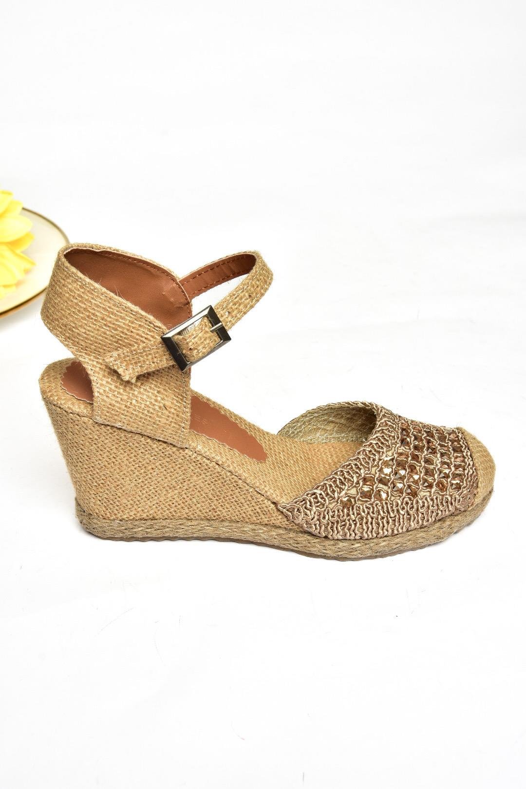 P241612040 Taba Taşlı Dolgu Topuklu Kadın Ayakkabı