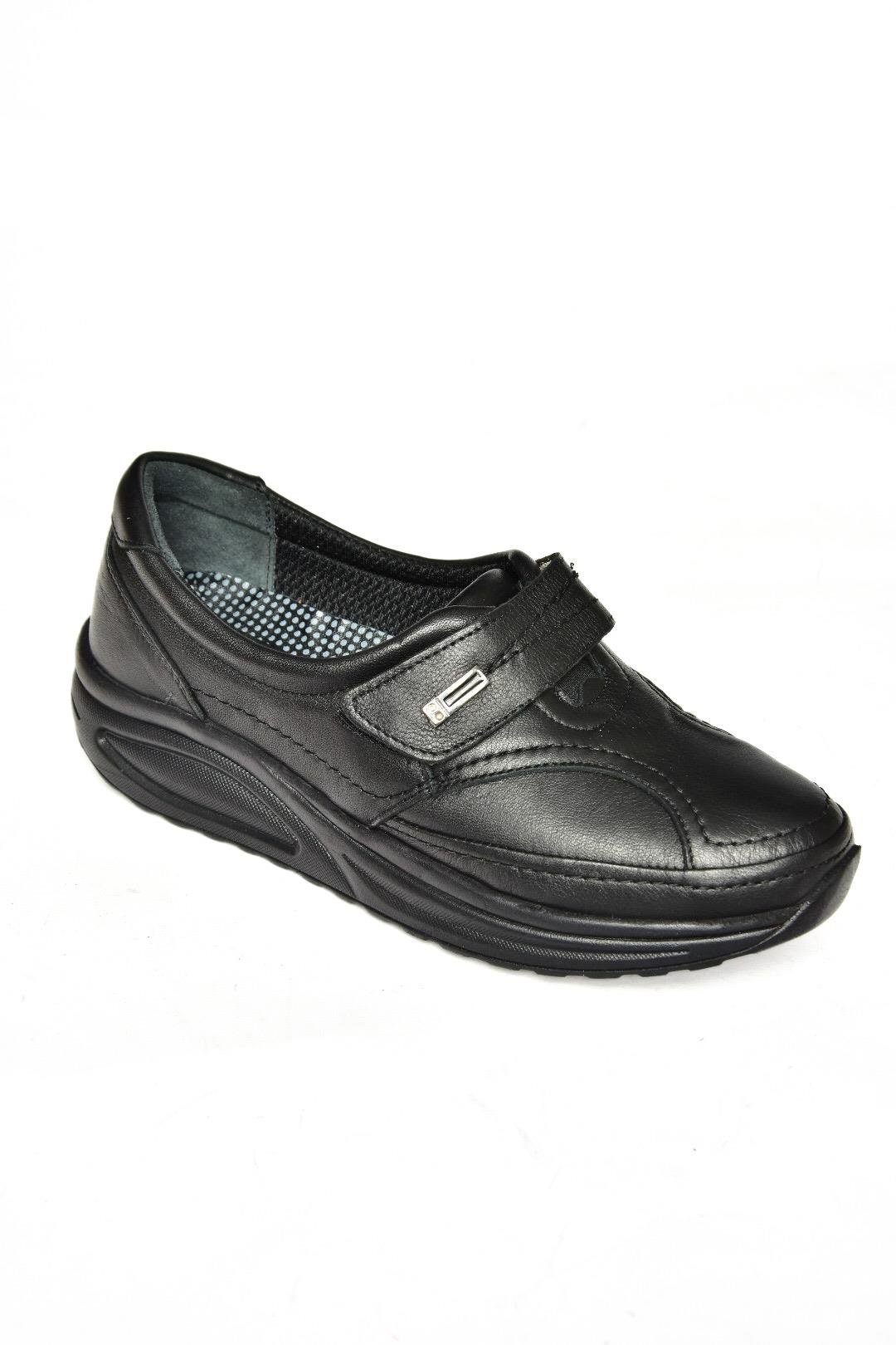 P555190503 Siyah Hakiki Deri Comfort Ortopedik Taban Kadın Ayakkabı