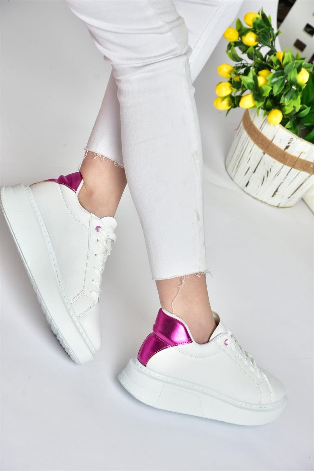 P848231409 Beyaz/Fuşya Kadın Spor Ayakkabı Sneakers