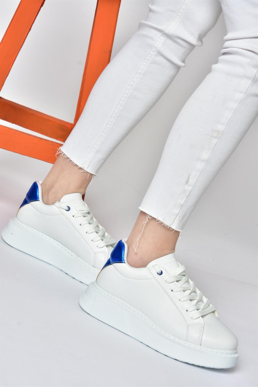 P848231409 Beyaz/Saks Mavi Kadın Spor Ayakkabı Sneakers
