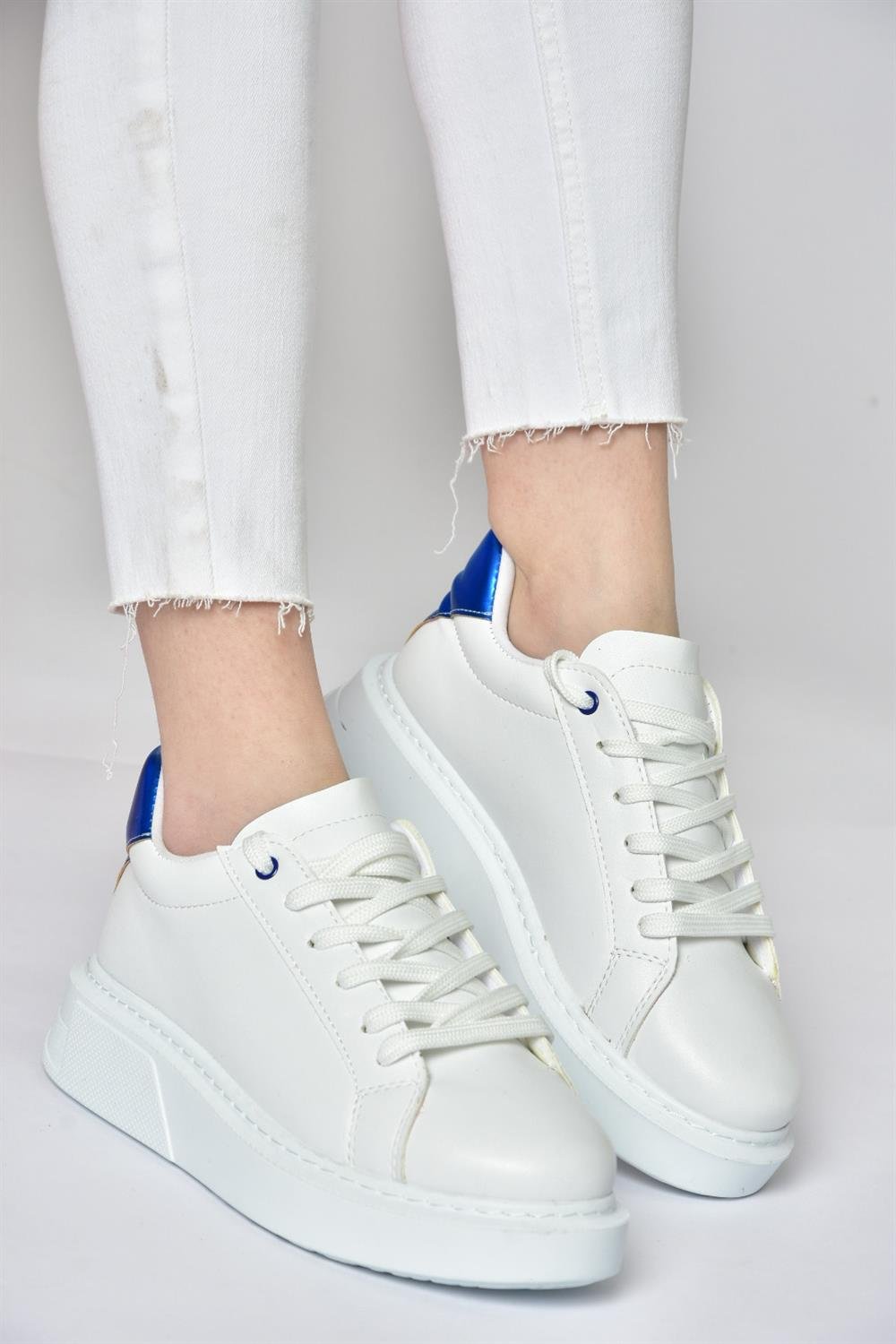 P848231409 Beyaz/Saks Mavi Kadın Spor Ayakkabı Sneakers