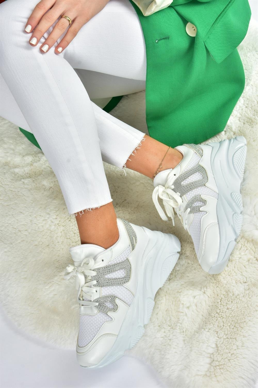 P973016509 Beyaz Kalın Tabanlı Sneakers Spor Ayakkabı